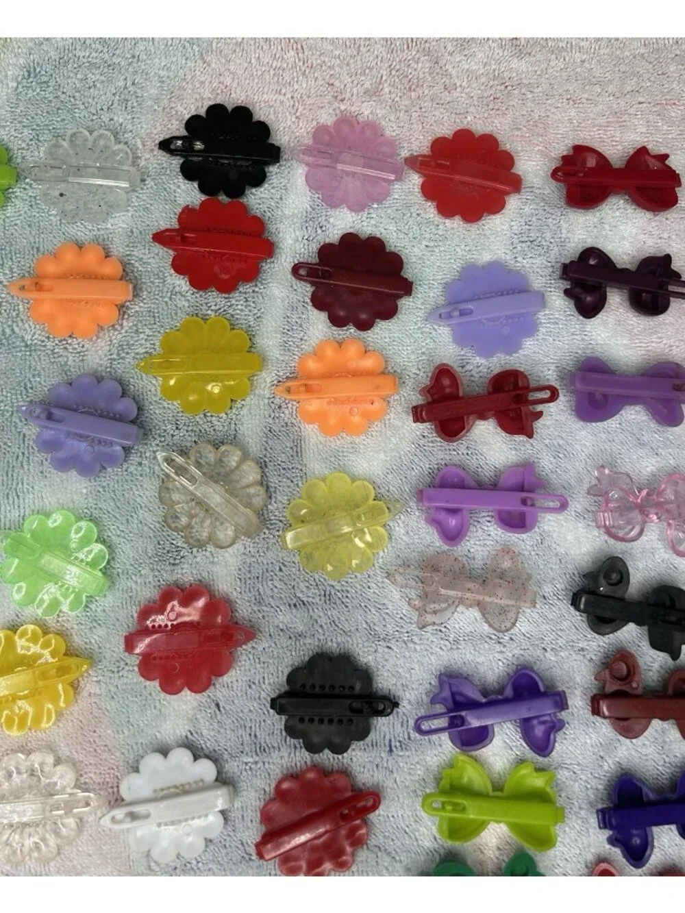 100+ Vintage Plastic Hair Barrettes Lot Flowers Bows Colorful Girls 80s 90s